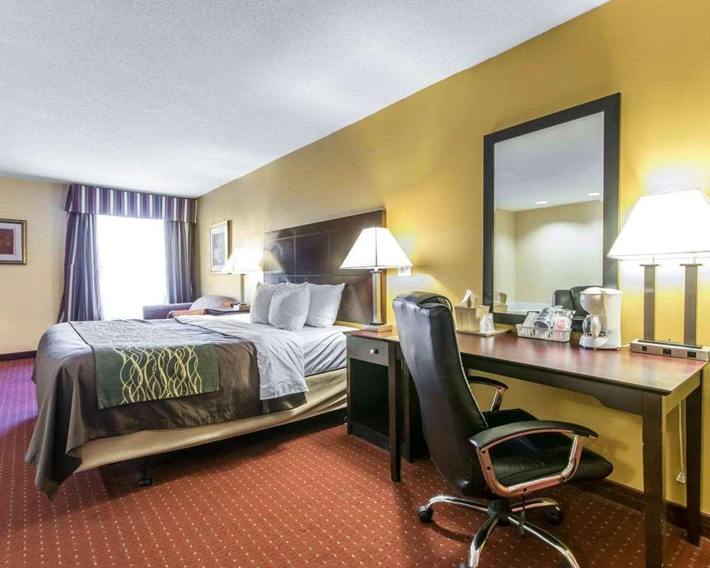 Quality Inn Dry Ridge Room photo